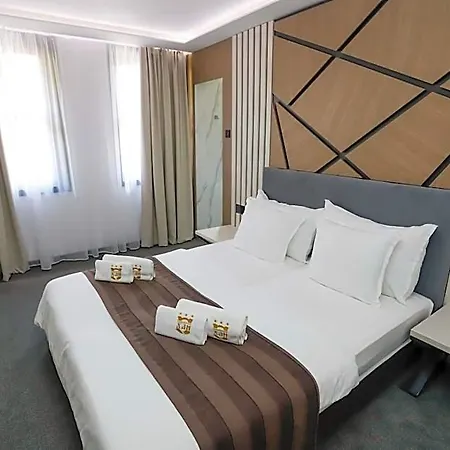 Otel Glavatarski Kŭrdzhali